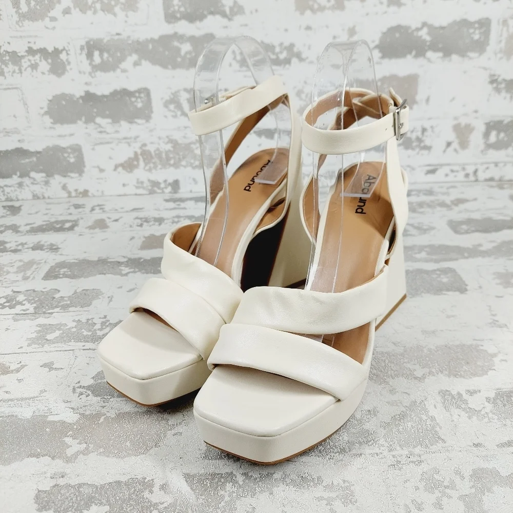 New ABOUND Tracy Ankle Strap Platform Sandal In Ivory T335